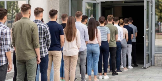Sanayi, Lojistik ve Denizcilik Sektörlerinde Teknik Saha Maaşları 214 Bin Lirayı Aştı