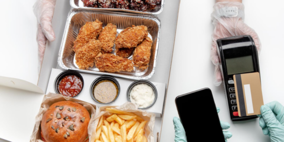 Uber Kurumsal Yemek Platformu ezCater’ı 2,3 Milyar Dolarlık Nakit İşlemle Satın Alıyor