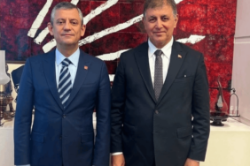 Ali Mahir Başarır Cemil Tugay'ın AKP'ye Geçişine Sert Tepki Gösterdi